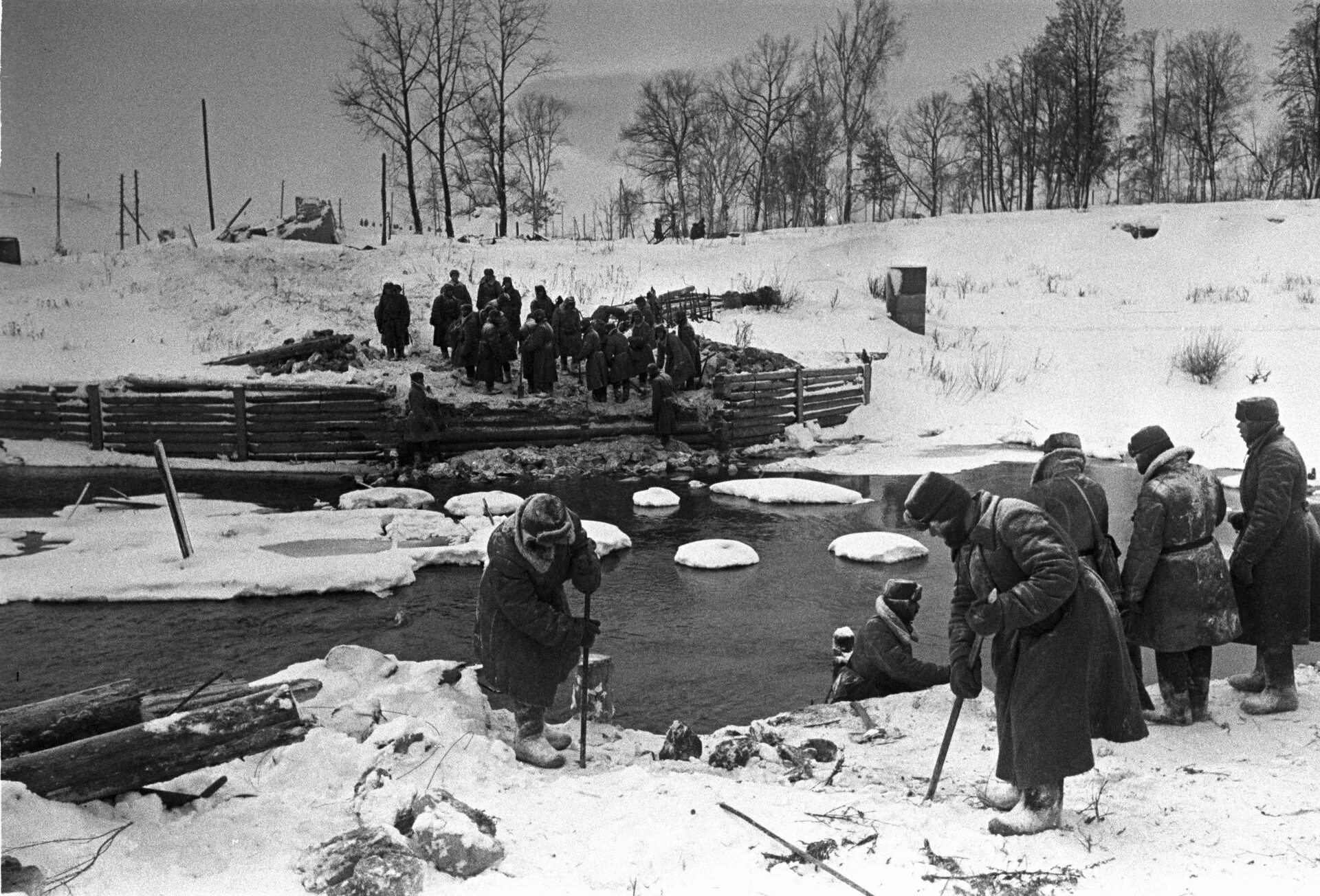 Новости время войны. Наро-Фоминск бои 1941. Битва под Наро-Фоминском 1941. Наро Фоминск 1941 год битва за Москву. Немцы в Наро-Фоминске 1941.