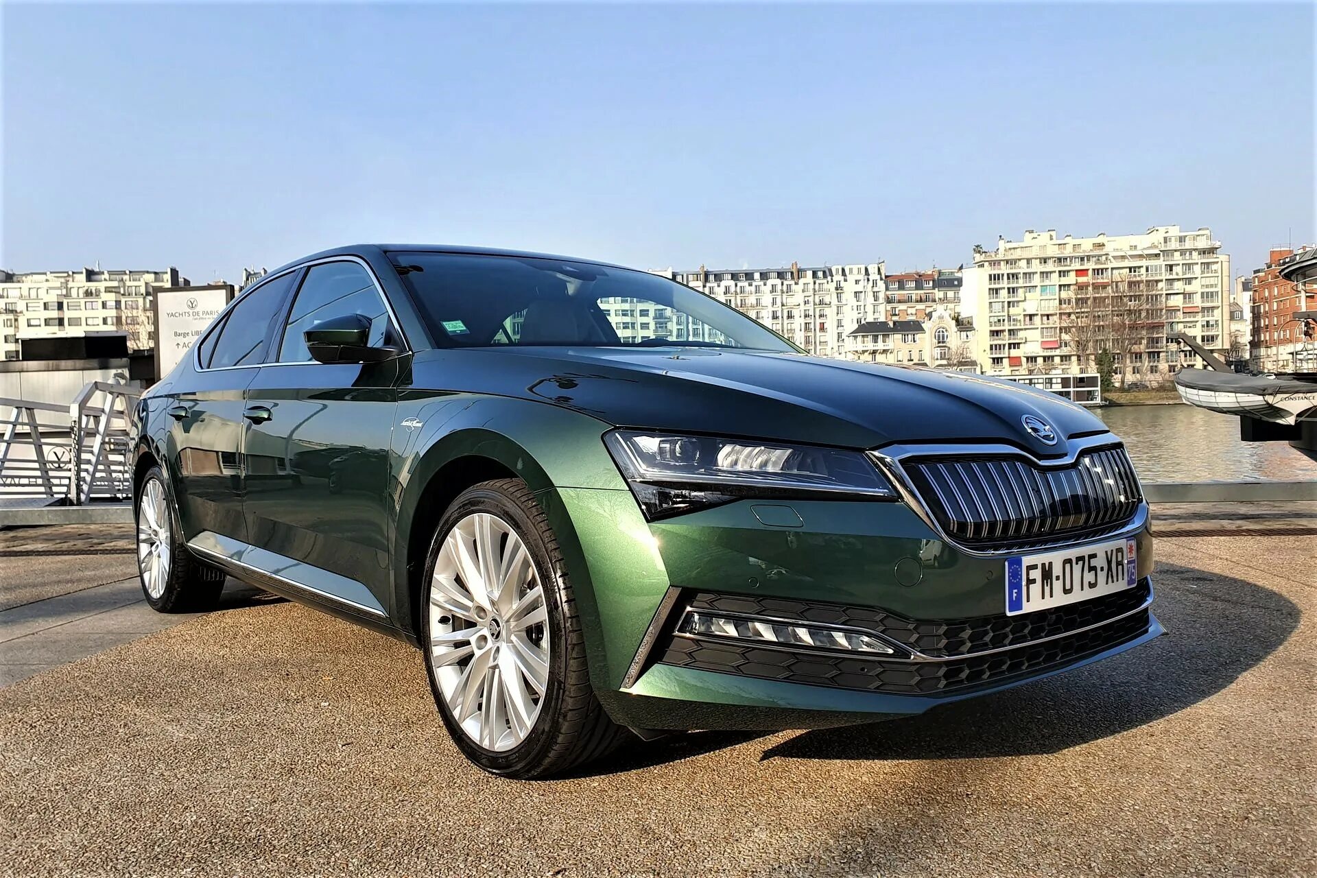 Купить шкоду октавию 2020. Škoda Octavia 2022 Green. Skoda Octavia a8 2020.