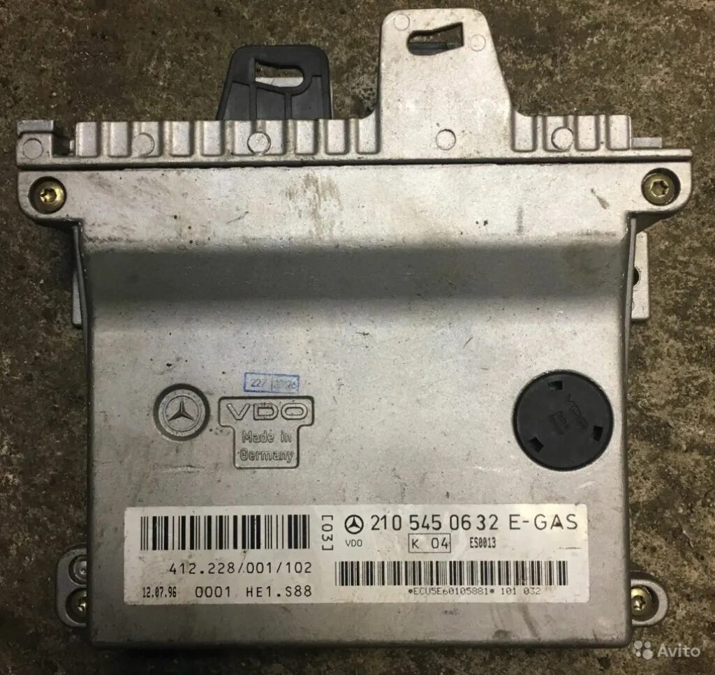 Блок управления мерседес 210. Блок управления мерседес 210. Блок управления педалью газа мерседес 814. Блок управления двигателем мерседес 210. Блок управления мотором мерседес 210.