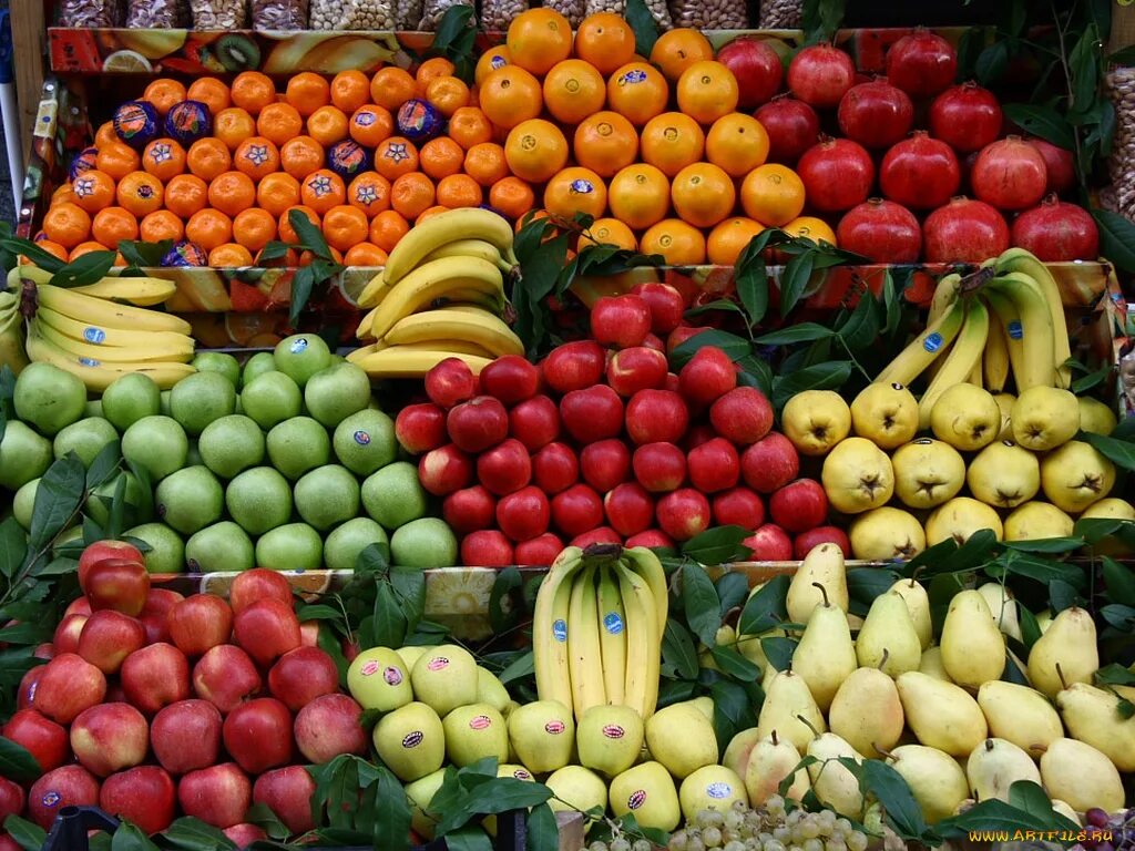 Где купить фрукты овощи. Прилавок с фруктами. Прилавок с овощами и фруктами. Фруктовый рынок. Овощи на рынке.