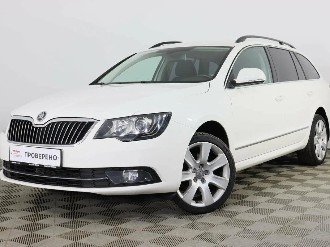 Skoda Superb 2014 универсал белый. Шкода Суперб 2 универсал белая. Skoda Superb 2014 белая. Суперб 3 универсал белый.