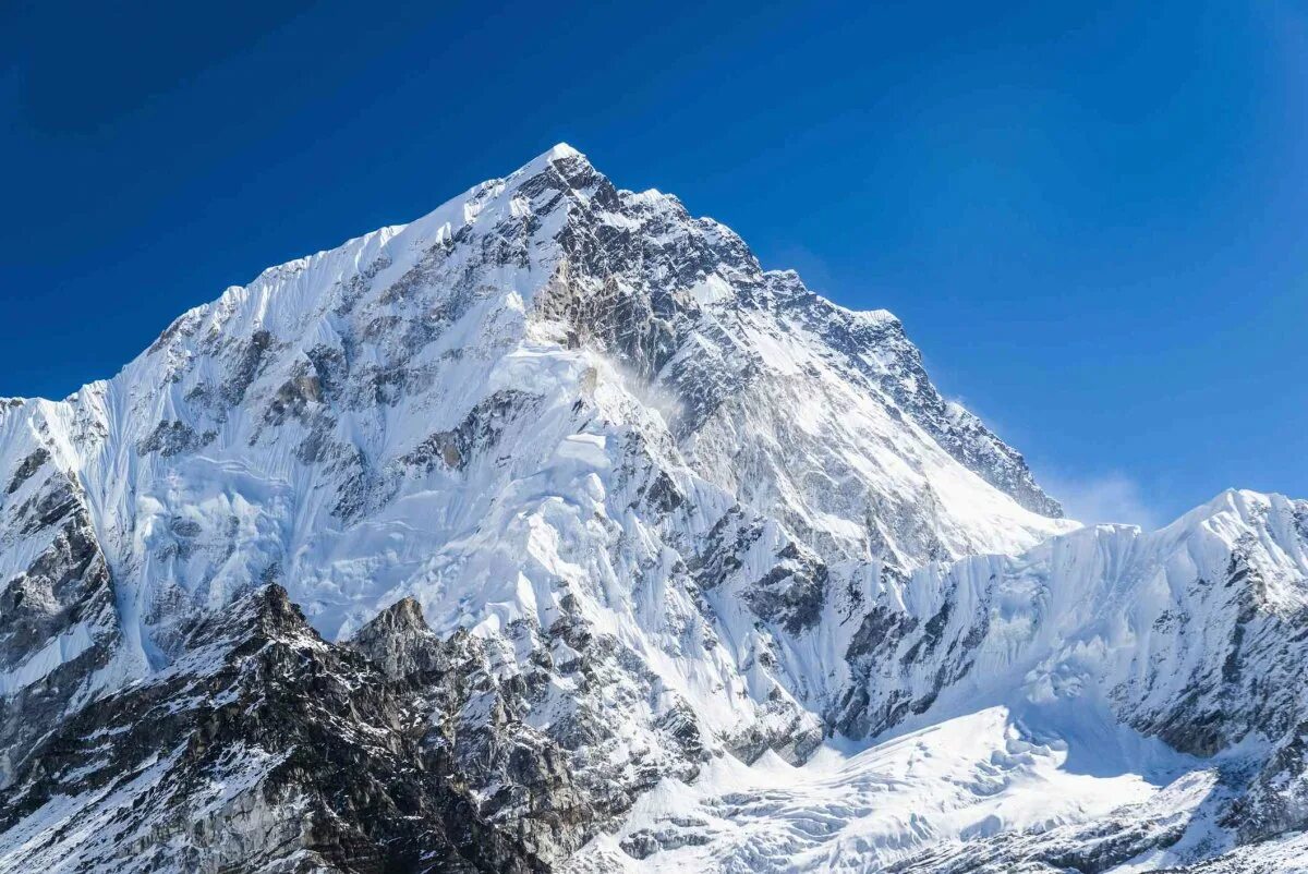 Mount everest is high in the world. Гималаи Эверест Джомолунгма. Аннапурна 1. Аннапурна гора. Непал гора Аннапурна.