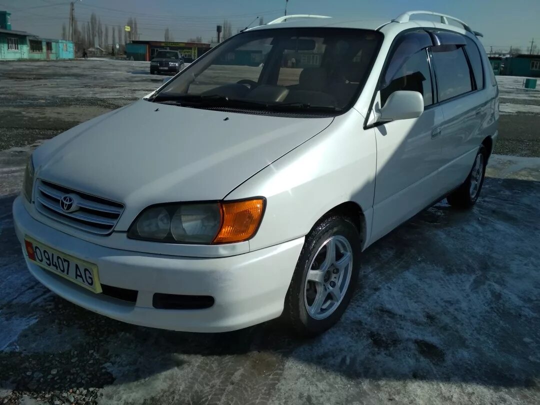 Тойота ипсум 1 поколение. Toyota ipsum. Toyota ipsum 1 поколение. Тойота Ипсум 2000. Toyota ipsum 2000 года.