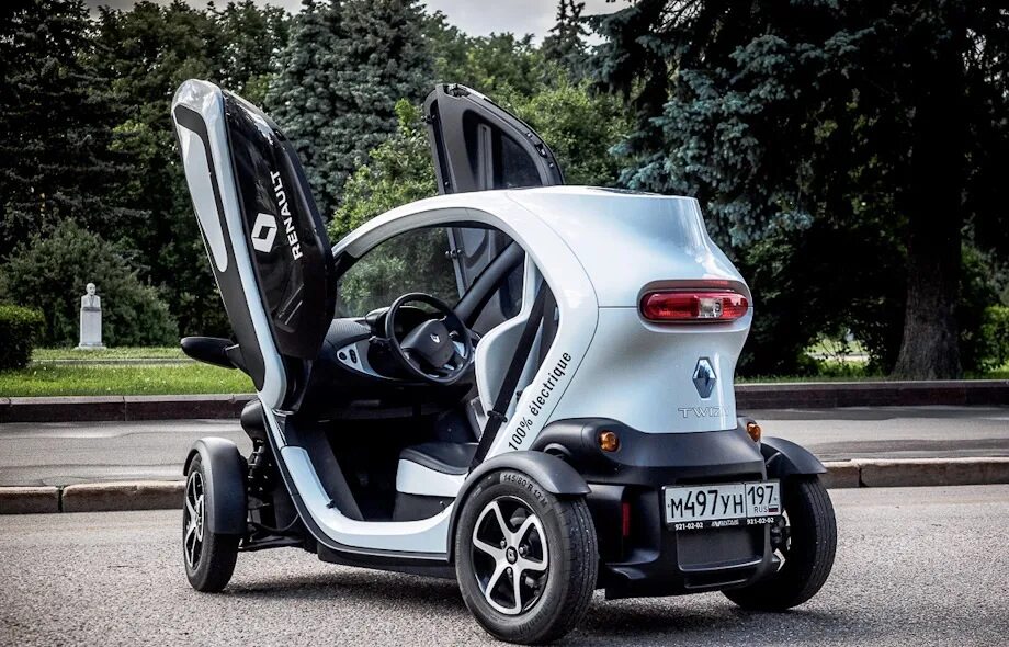 Электромобиль. Renault Twizy. Электрокар Рено Twizy. Электрокар 2020 Рено Твизи. Renault Twizy 2017.