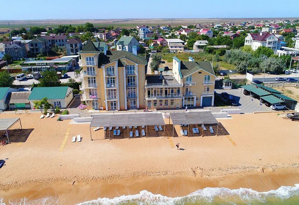 Санвиль золотой пляж феодосия. Отель санвиль золотой пляж феодосия. Золотой пляж, феодосия, керченское шоссе, 74. Санвиль золотой пляж феодосия. Золотые пески санвиль феодосия.