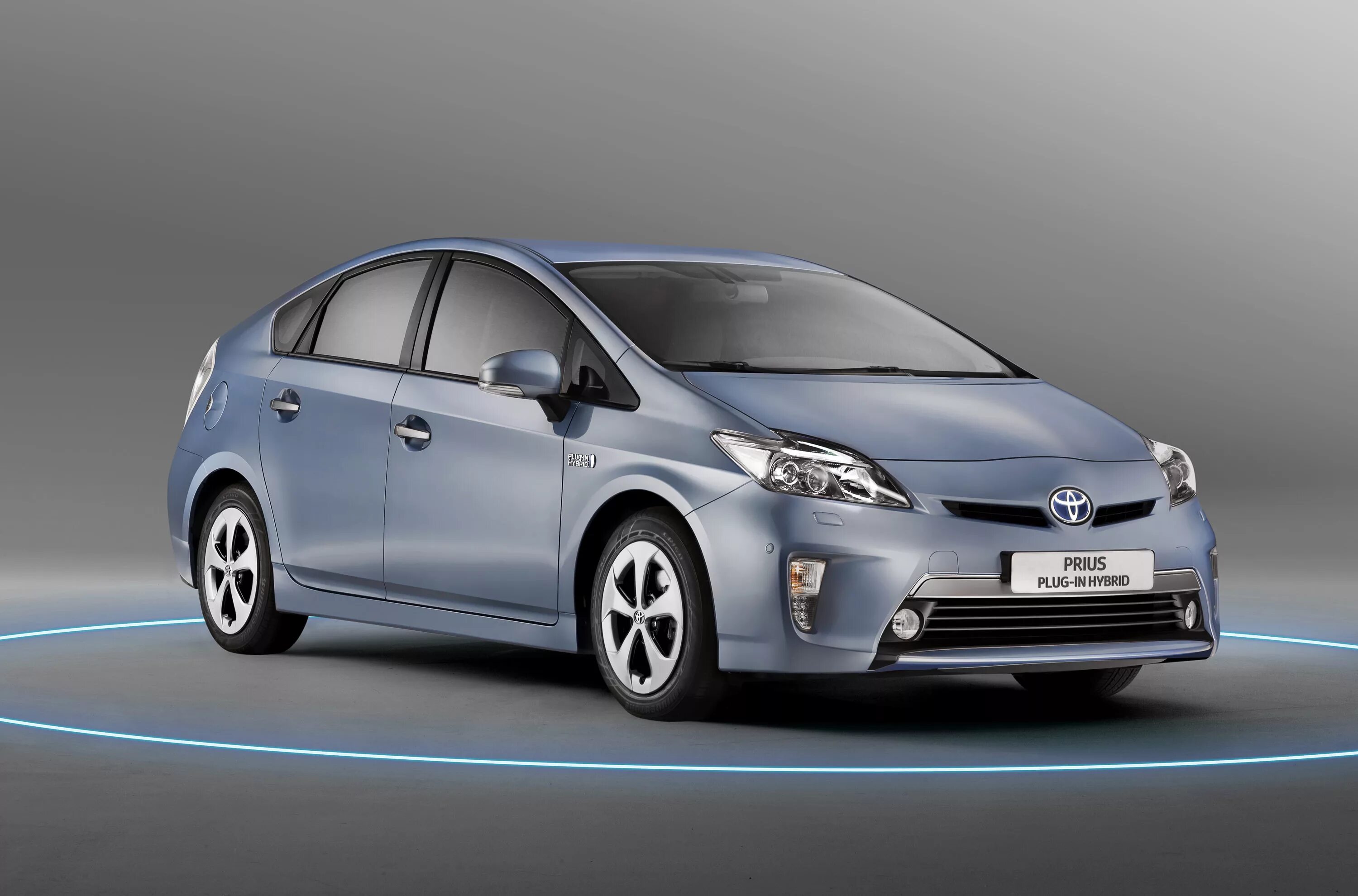 Сайт гибрид. Тойота приус гибрид 2011. toyota prius 2. тойота приус plug-in. toyota prius iii (zvw3035).