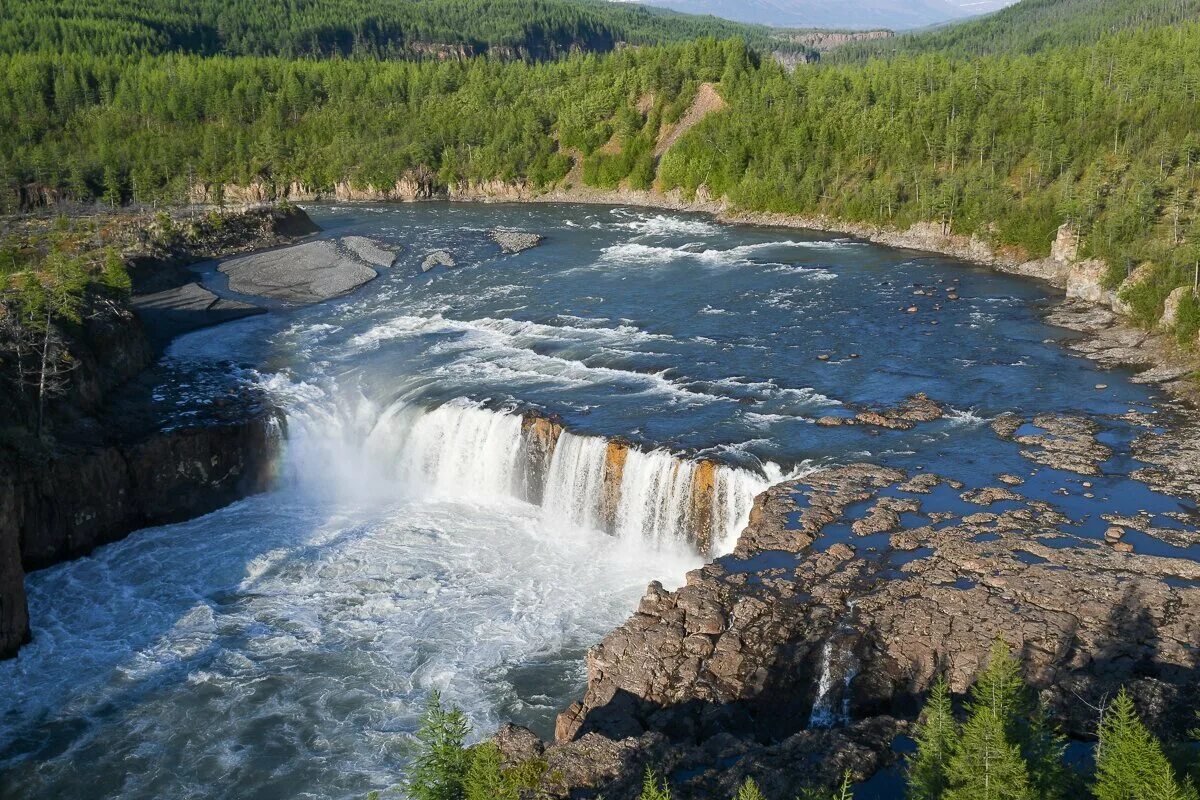 Водопад меры. Заповедник плато Путорана Красноярский край. Тальниковый водопад Красноярский край. Большой Курейский водопад Красноярский край. Водопады плато Путорана Красноярский край.