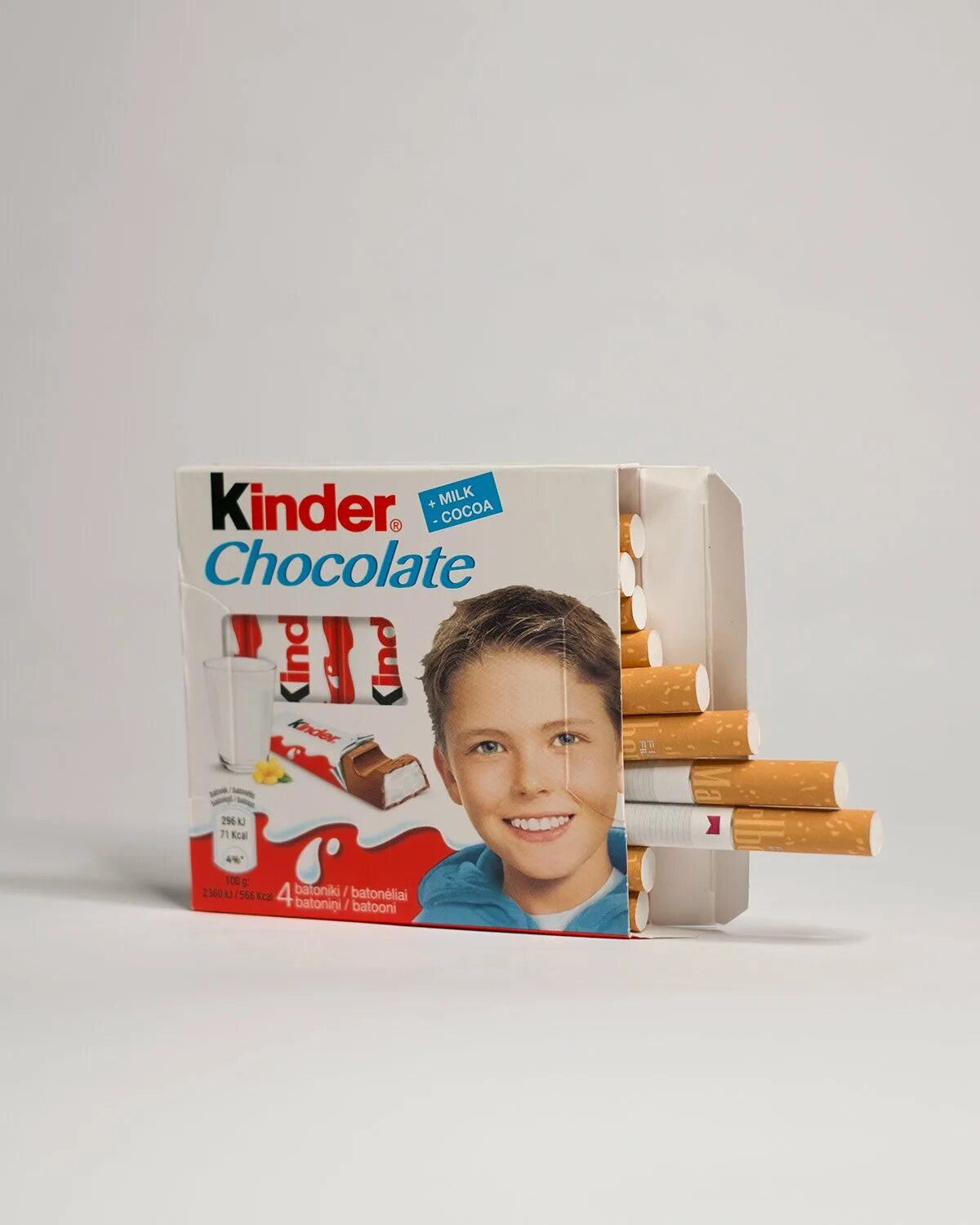 Kinder отзыв. Киндер шоколад. Киндер Чоколат. Kinder шоколад. Реклама kinder.