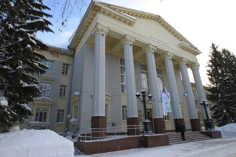 Министр природопользования и экологии республики башкортостан. Министр природопользования и экологии республики башкортостан. Зам министра природопользования и экологии республики башкортостан. Минэкологии рб здание. Министр экологии республики башкортостан бывший министр.
