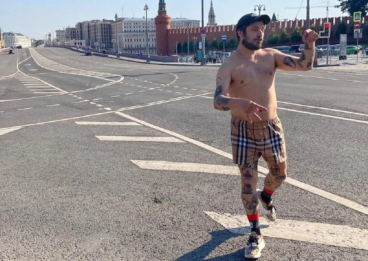 Какое образование у паши техника