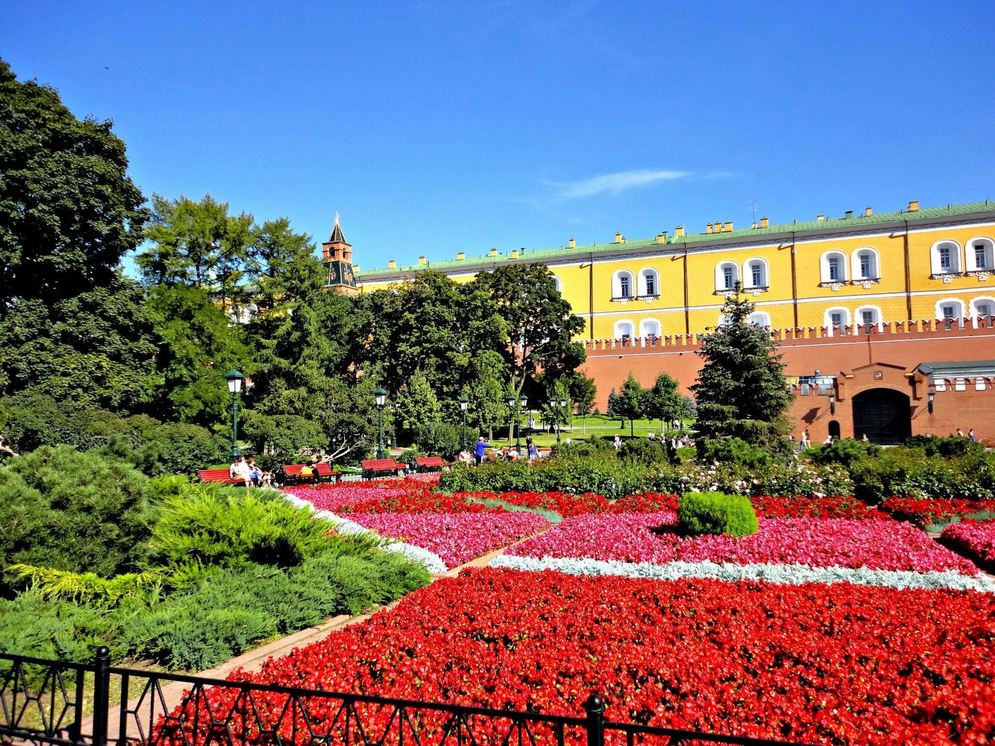 Александровский парк Москва. Москва красная площадь Александровский сад. Московский Кремль Александровский сад. Александрийский сад в Москве.