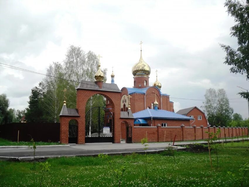 Церковь искитим. Храм иконы неупиваемая чаша искитим. церковь иконы пресвятой богородицы неупиваемая чаша, искитим. храм в искитиме новосибирская область. неупиваемая чаша искитим.