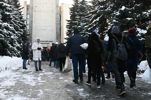 Где прощаются с навальным