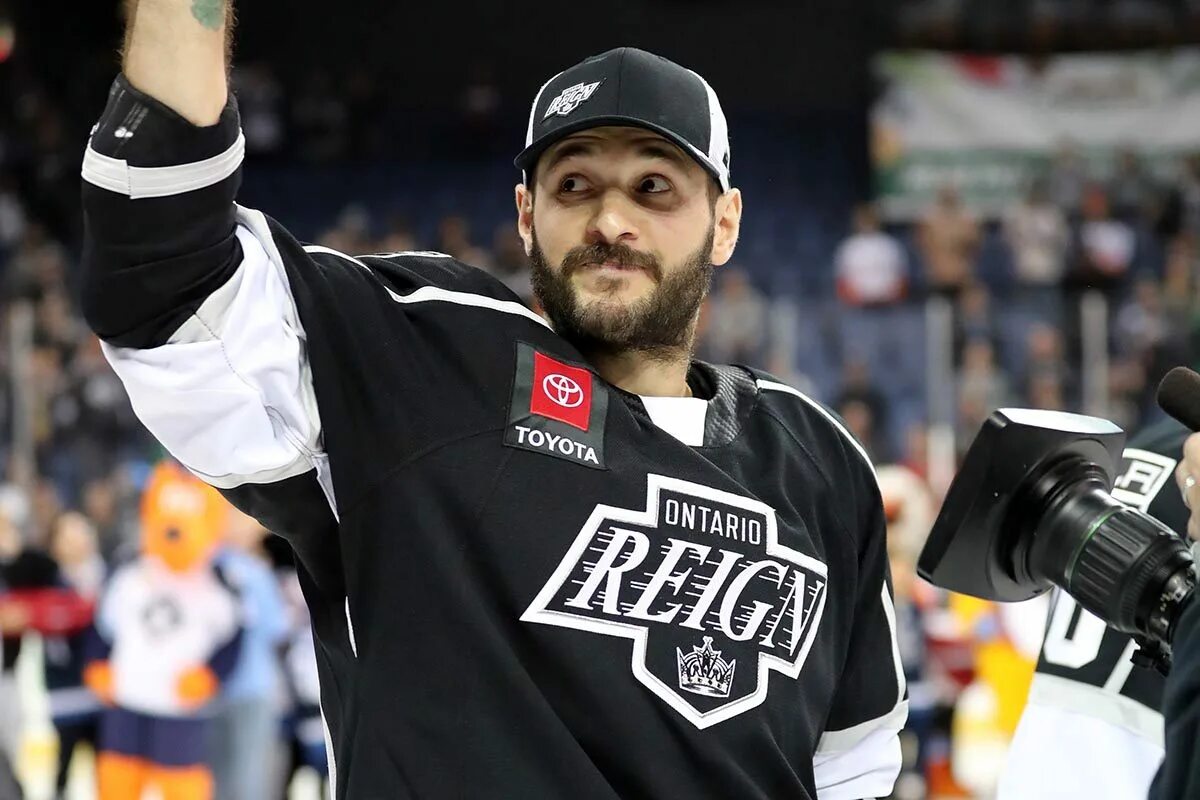 Пр строителей 17а пенза. Postal кротчи. Posts 17. Posts 17. Проспект строителей 17а пенза почта.