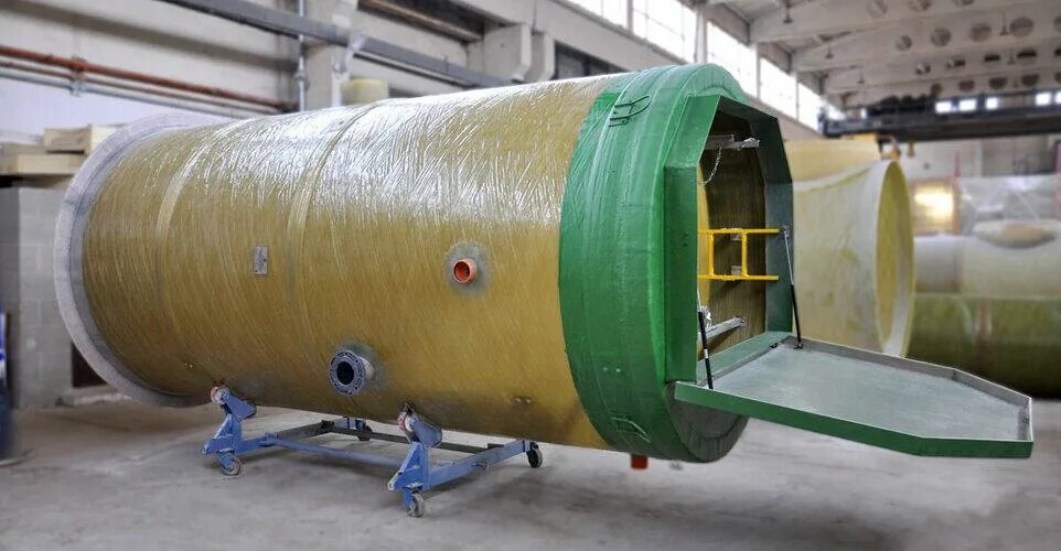 Корпус из стеклопластика. Кожух из стеклопластика. Изделия из стеклопластика для грузовых. Кнс стеклопластик. Кожуха стеклопластиковый.