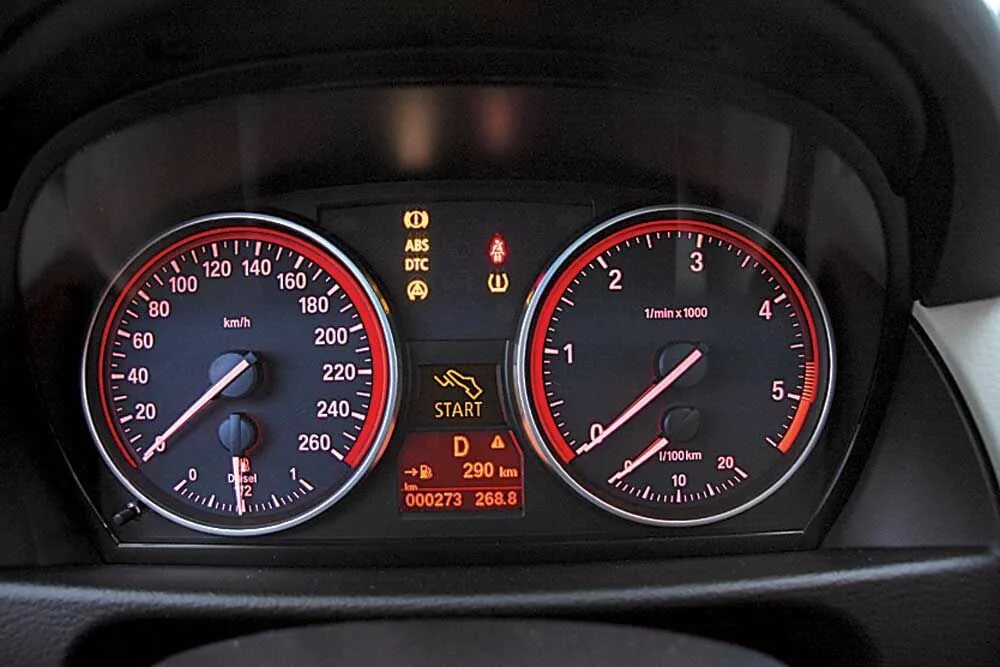 Ошибки бмв е84. Приборная панель е90. бмв х1 приборная панель. приборка bmw x1. bmw e84 приборка.