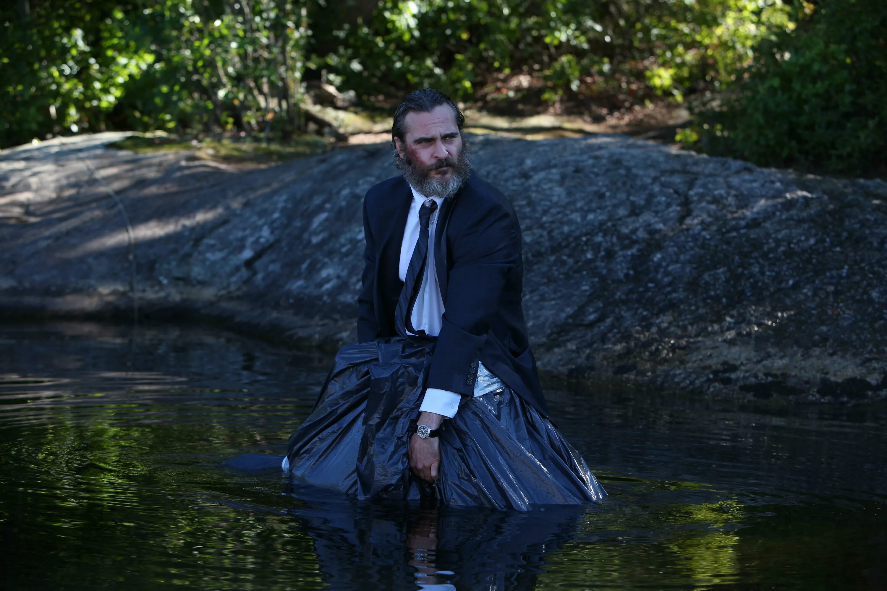 You were never really there. Хоакин феникс тебя никогда здесь не было. тебя здесь никогда не было 2017. тебя никогда здесь не было (you were never really here), 2017.