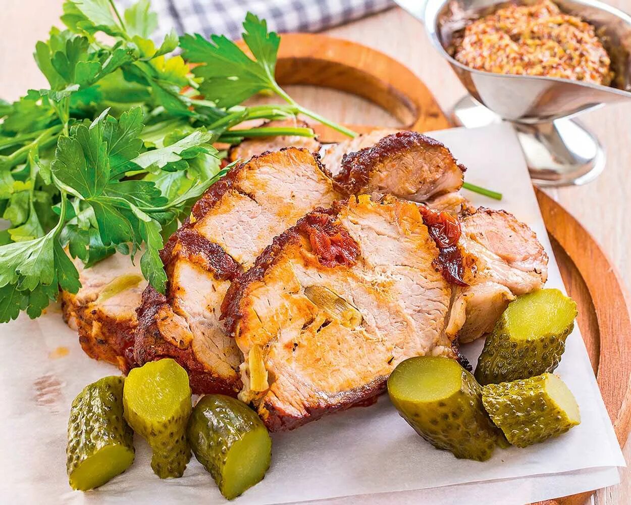 Как сделать мясо сочным. Буженина. запеченная буженина. мясо буженина. домашняя буженина.