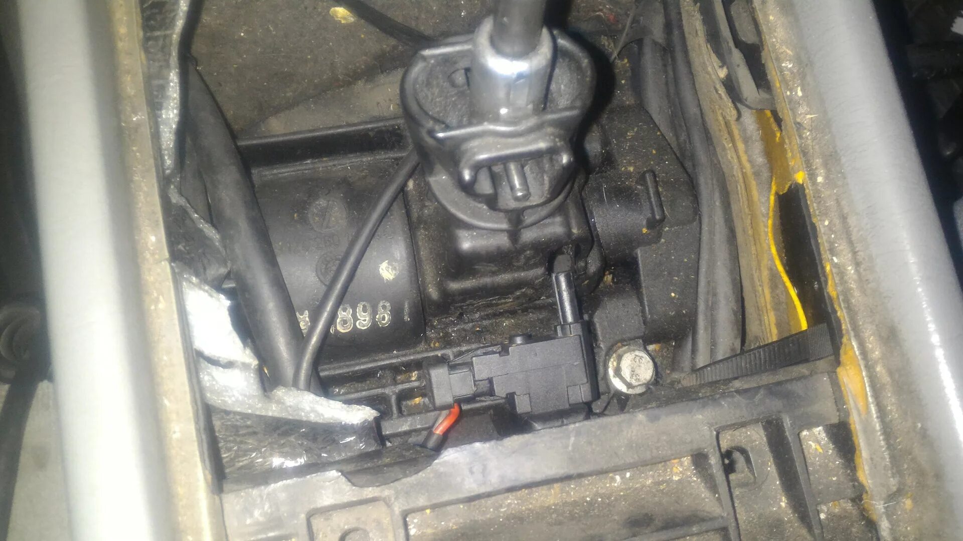 Рычаг кпп ваз 2110. Не переключается задний ход. Не переключается задний ход. Не переключается задний ход. Коробка передач механика как переключать скорости.