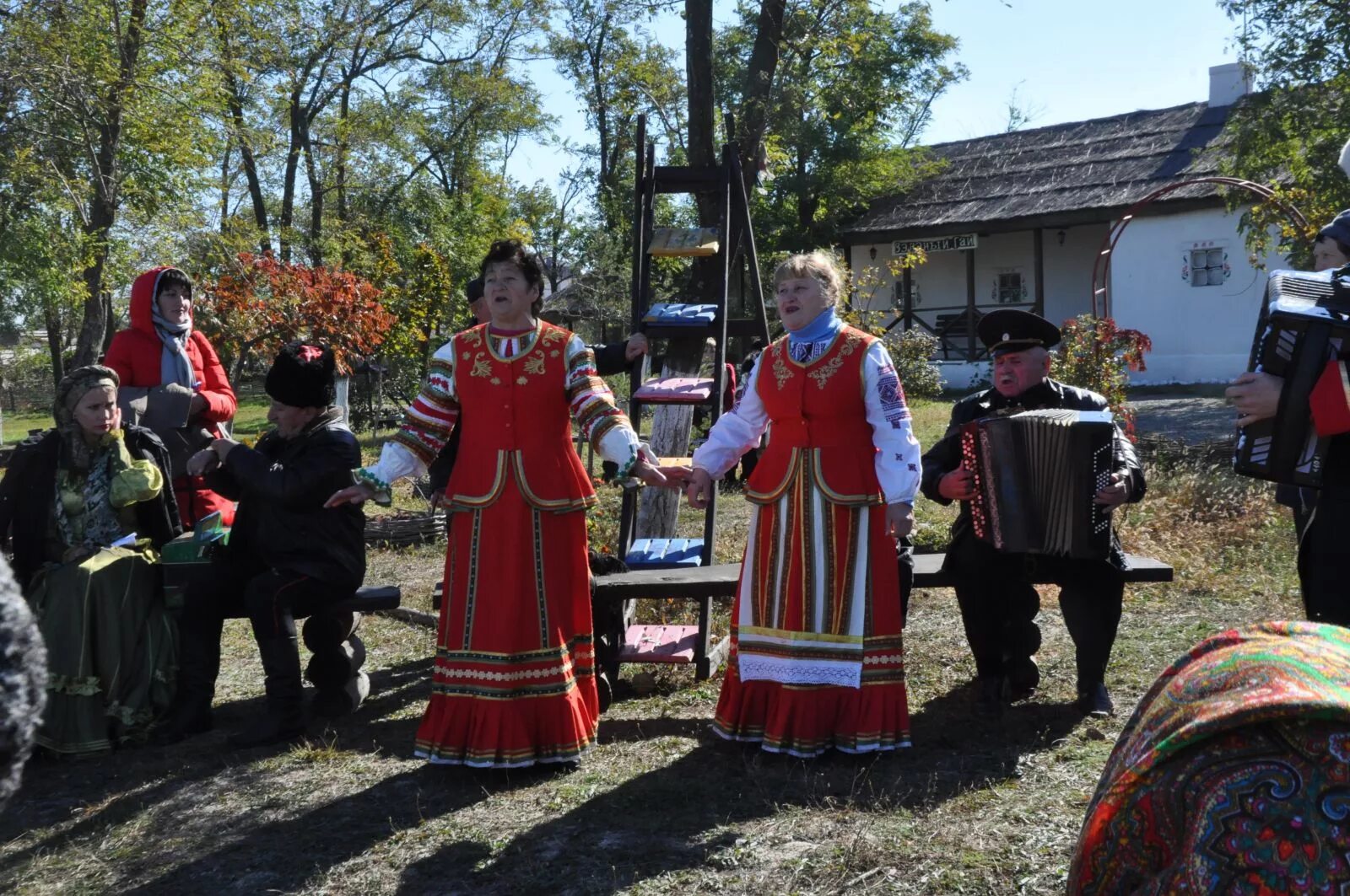 Атамань мельника. Праздник станицы. Дом культуры натухаевская. Атамань темрюк. Атамань борщевня.