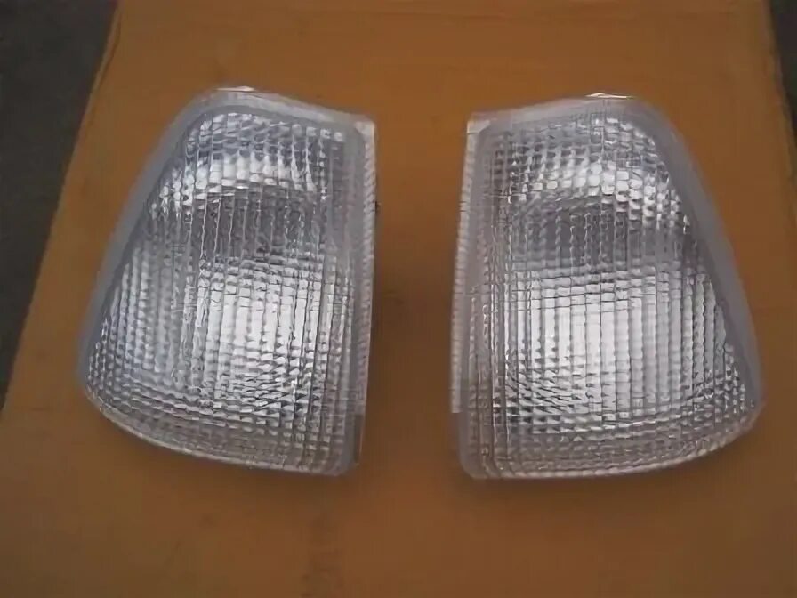 Поворотник ода. Стекло поворотника иж 2126. Поворотник иж 2126. Иж ода поворотник передний. Иж 2126 оранжевые поворотники.