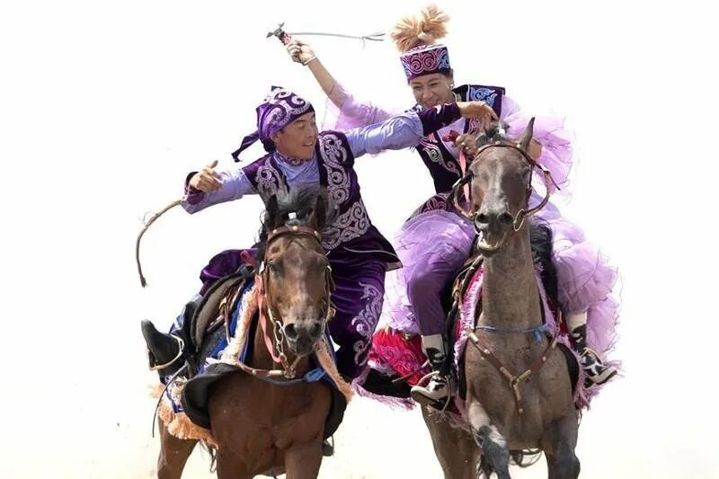 Қыз қуу ойыны. Наурыз скачки. Қыз қуу картинки. Кыз-куу конный спорт. Состязание на лошадях кыргызы.