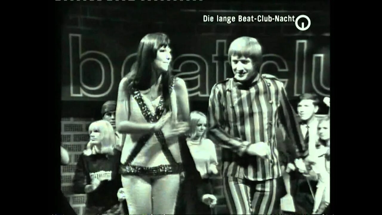 Шер и сони песни. Sonny - cher - little man 1966г. Sonny cher 1966 года little man. Шер 66 лет. Sonny & cher - little man (Beat Club 1966).