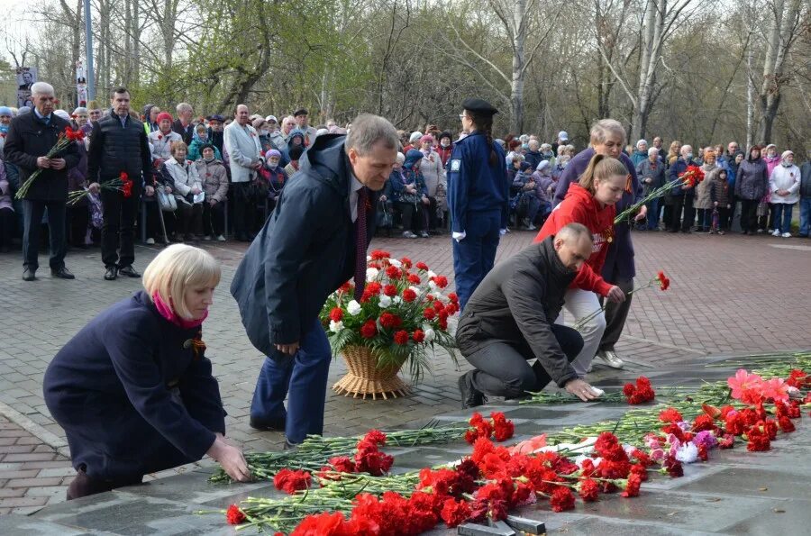 Подвигу посвящается