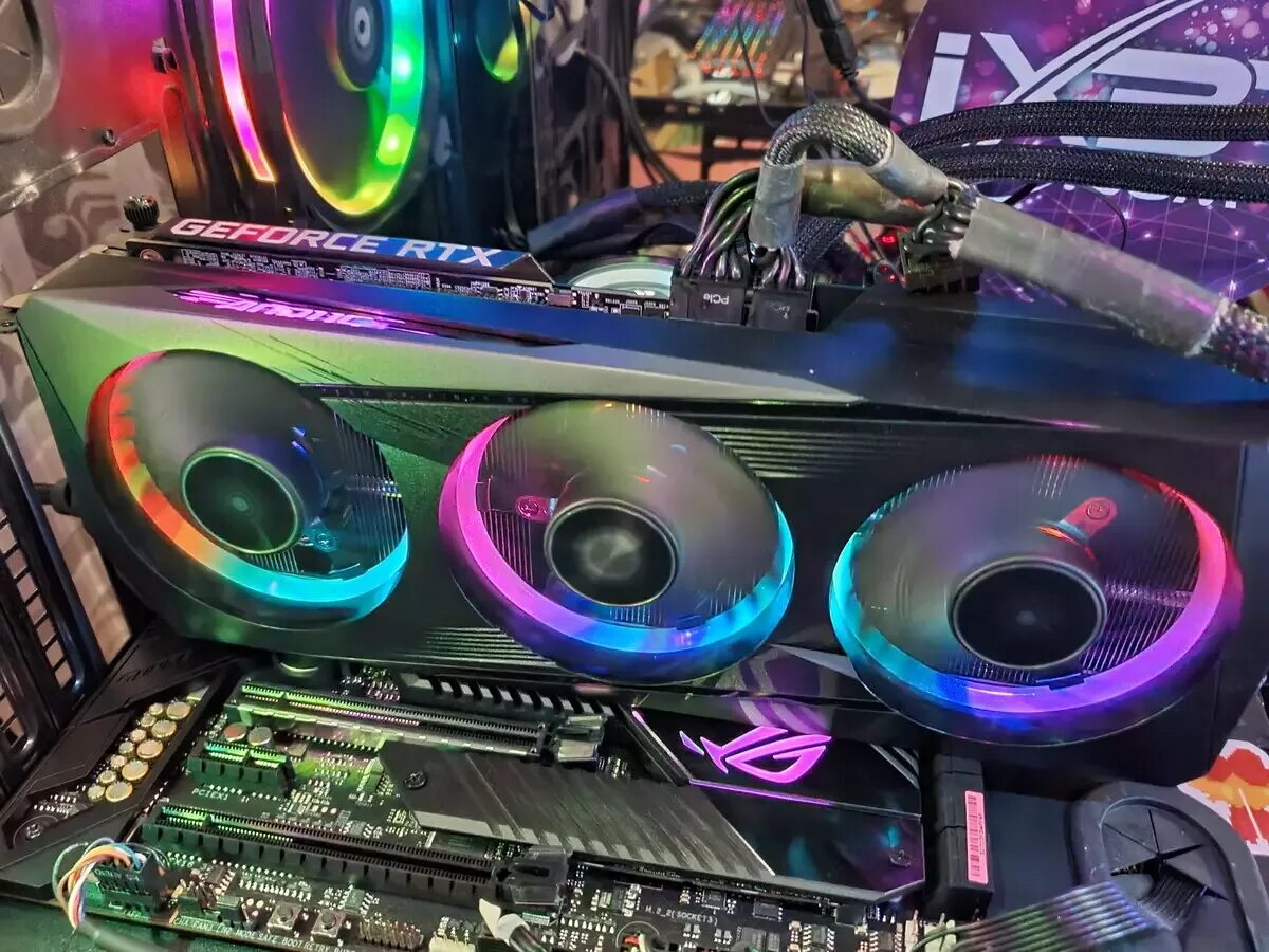 Элит ти. RTX 3060 Elite. RTX 3060 AORUS Elite. Gigabyte RTX 3060 AORUS Elite. RTX 3060 12 GB Elite.