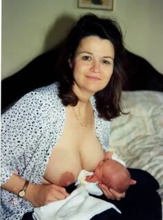 P Feeds l - Breastfeeding foto (41837571) - fanpop - Page 5.