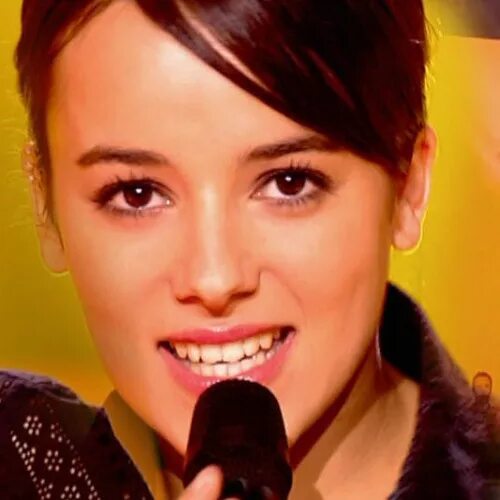 Alizee la bonita. Alizee бонита. Alizee исла бонита. Ализе ла исла бонита. Alizee la bonita.