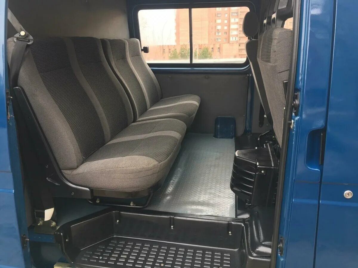 Газ 2705 грузопассажирская салон. Газ 2705 комби. Газ газель (2705) комби салон. Газ 2705 грузопассажирская. Газель 2705 комби.