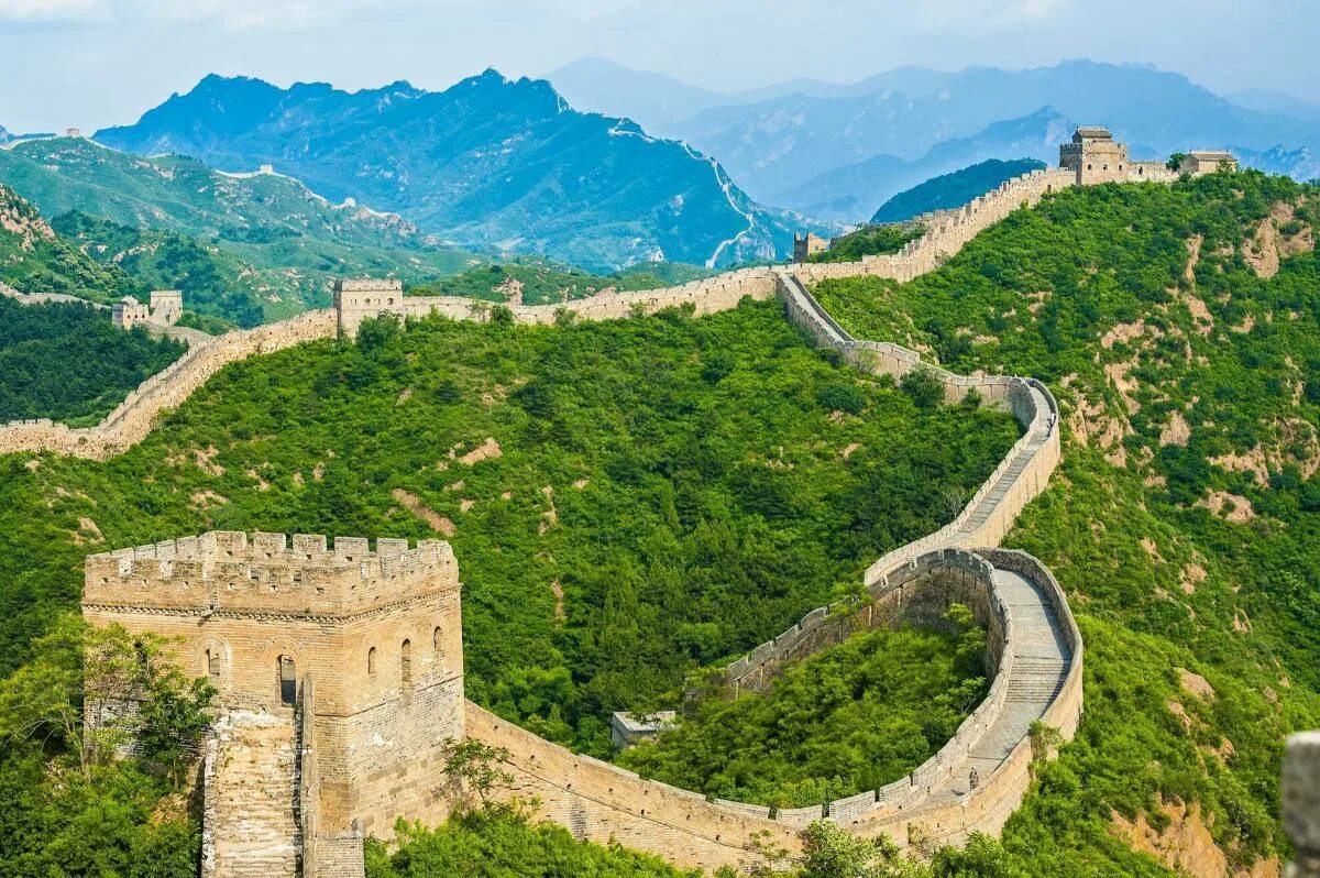 Длина китайской стены от края до края. Китай Великая китайская стена. Цзиньшаньлин Великая китайская стена. Великая китайская стена Хэбэй. Великая китайская стена Цзянкоу.