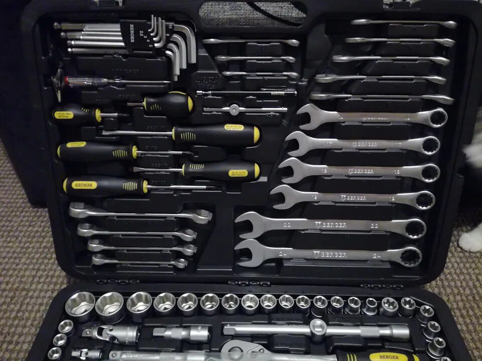Набор berger 131. Набор инструментов 151 предмет berger bg bg151-1214. Bg141-1214. Bg141-1214. Набор инструментов bg095.