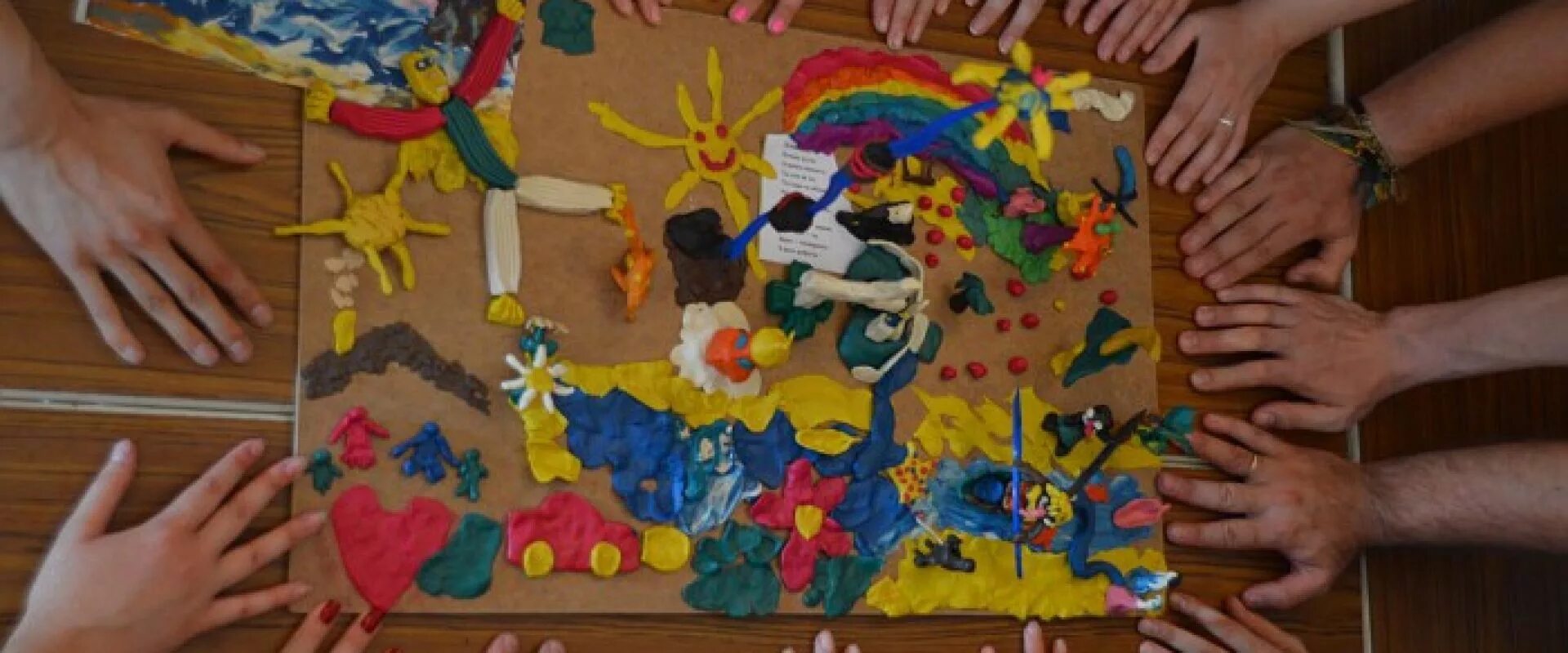 поделки на тему россия. коллективное творчество. коллективная творческая работа. коллективные работы творчество. аппликация на летнюю тему.