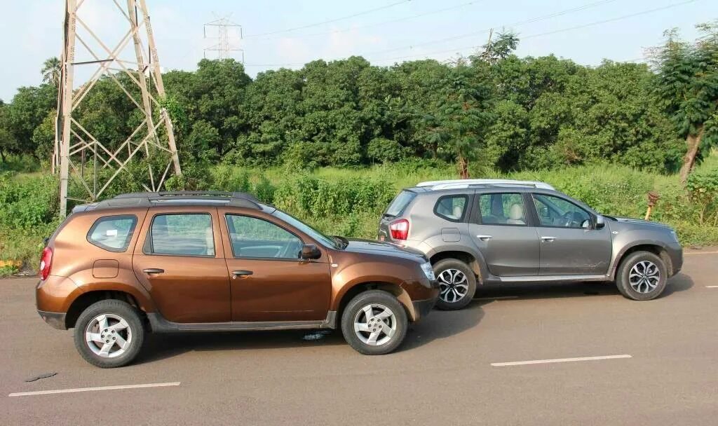 Renault terrano. Nissan Terrano Duster. Nissan Terrano vs Duster. Renault Duster Terrano. Рено Дастер и Ниссан Террано.