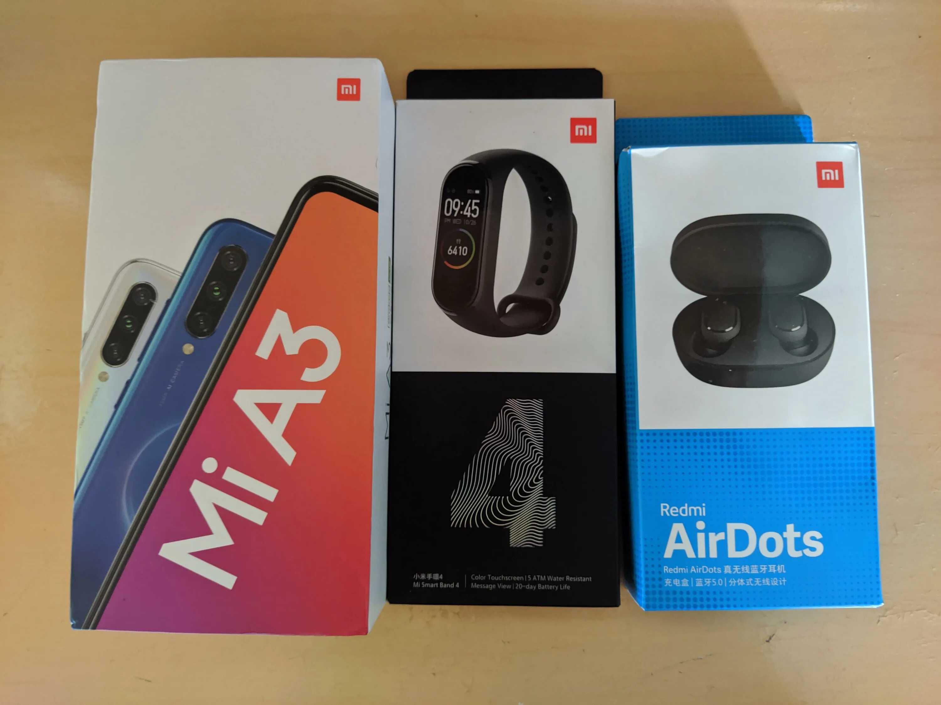 Pair first mi что делать. Паир Фирст ми банд 4. Редми банд 6. Сяоми Бенд 10. Redmi mi Band 4.