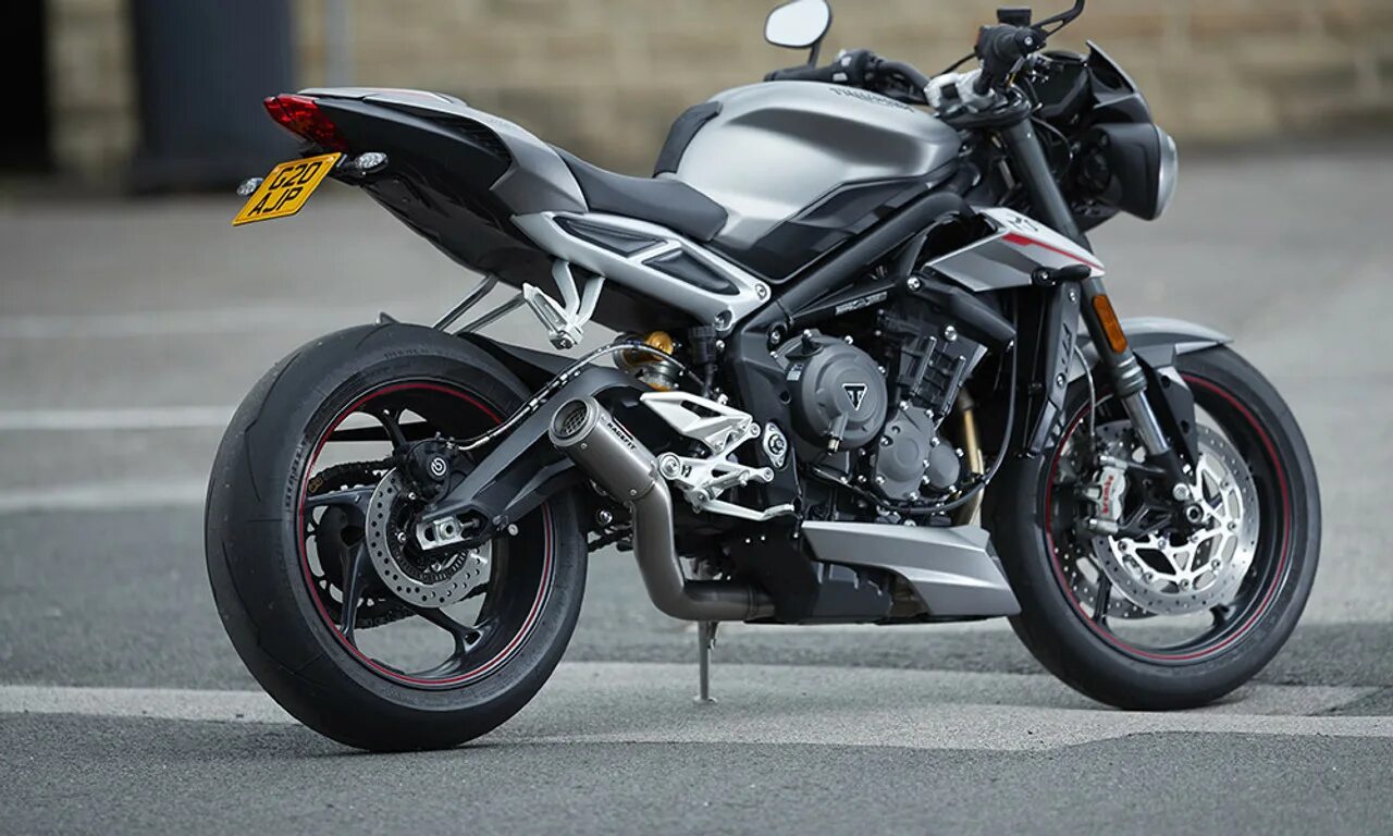 Triumph 765. Triumph street triple 765 rs. triumph street triple 765 exhaust. mv agusta brutale 1000 rr. street triple headlights art.