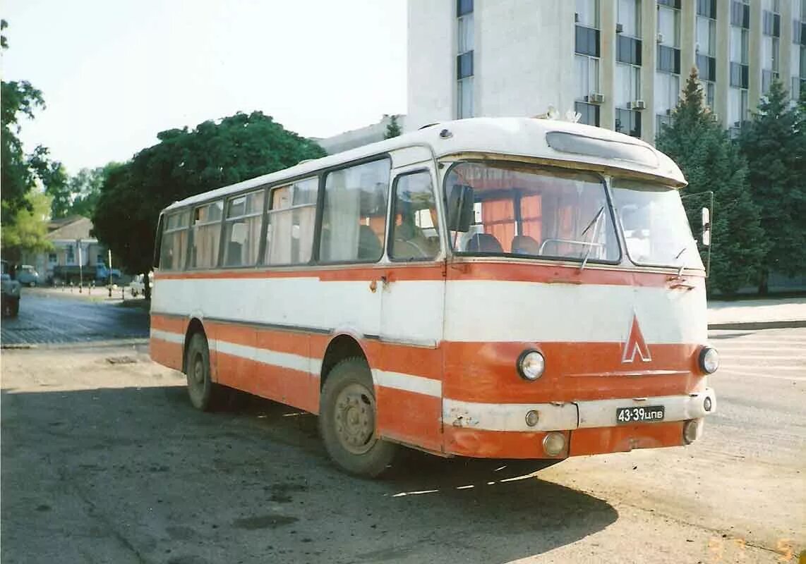 Автобус лаз 697е турист. Лаз-695 автобус турист. Лаз 697м. Лаз-697н «турист» (автобус). Лаз 695е турист.