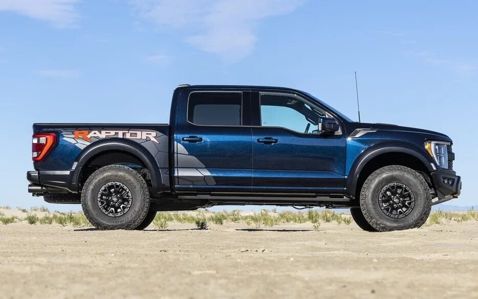 Форд ф150 Раптор. Форд f150 Раптор. Ford f 150 Раптор. Ford f150 Raptor 2023. Масса пикапа