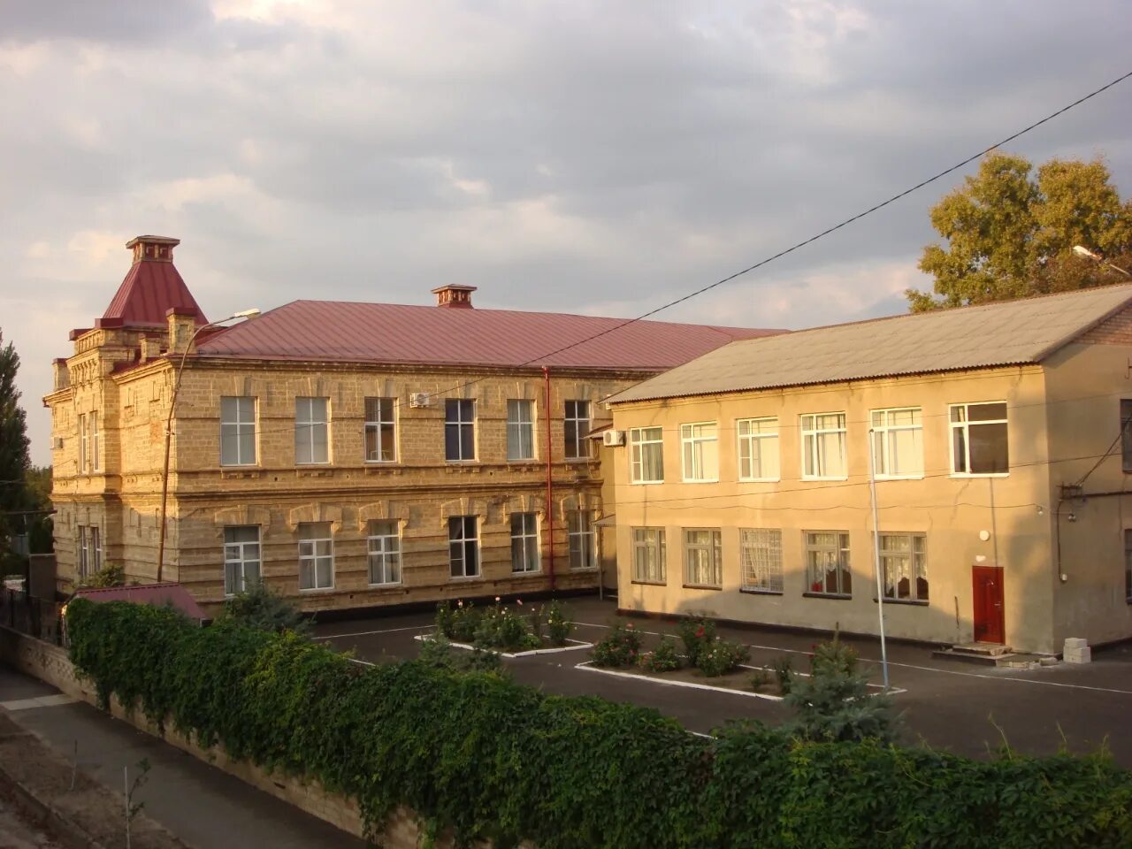 Школа 1 г благодарный ставропольский край. Город благодарный школа номер 1. Елизаветинская сош ставропольского края. Моу сош 1 благодарный ставропольского края. Г.