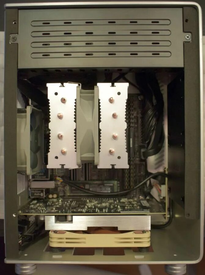 Jonsbo 1400 argb. Jonsbo u1 plus. jonsbo u1 plus black. корпус jonsbo u1 plus сборка.