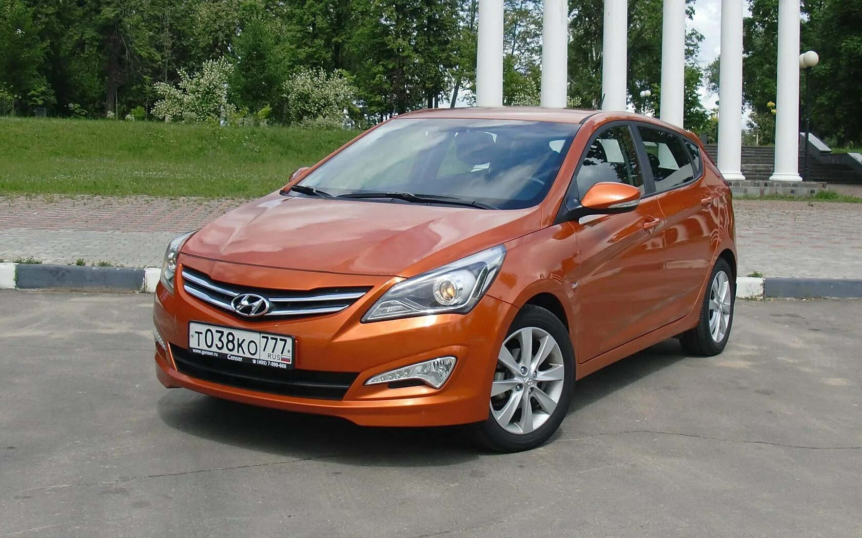 Солярис купить тула. Hyundai Solaris Hatchback 2014. Хендай Солярис хэтчбек 2014. Hyundai Solaris хэтчбек. Solaris 2014 хэтчбек.