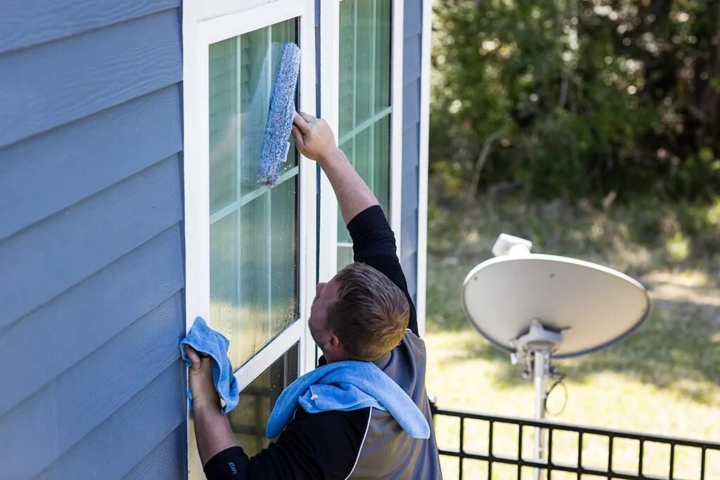 Мойка окон. Мытье окон. Мойка окон профессиональная. Чистка окон. Wash windows