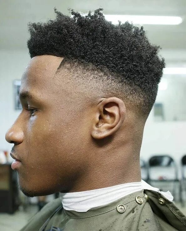 Хай прически. Афро фейд. Афро фейд стрижка. Фейд нигга. Стрижка High Top Fade.