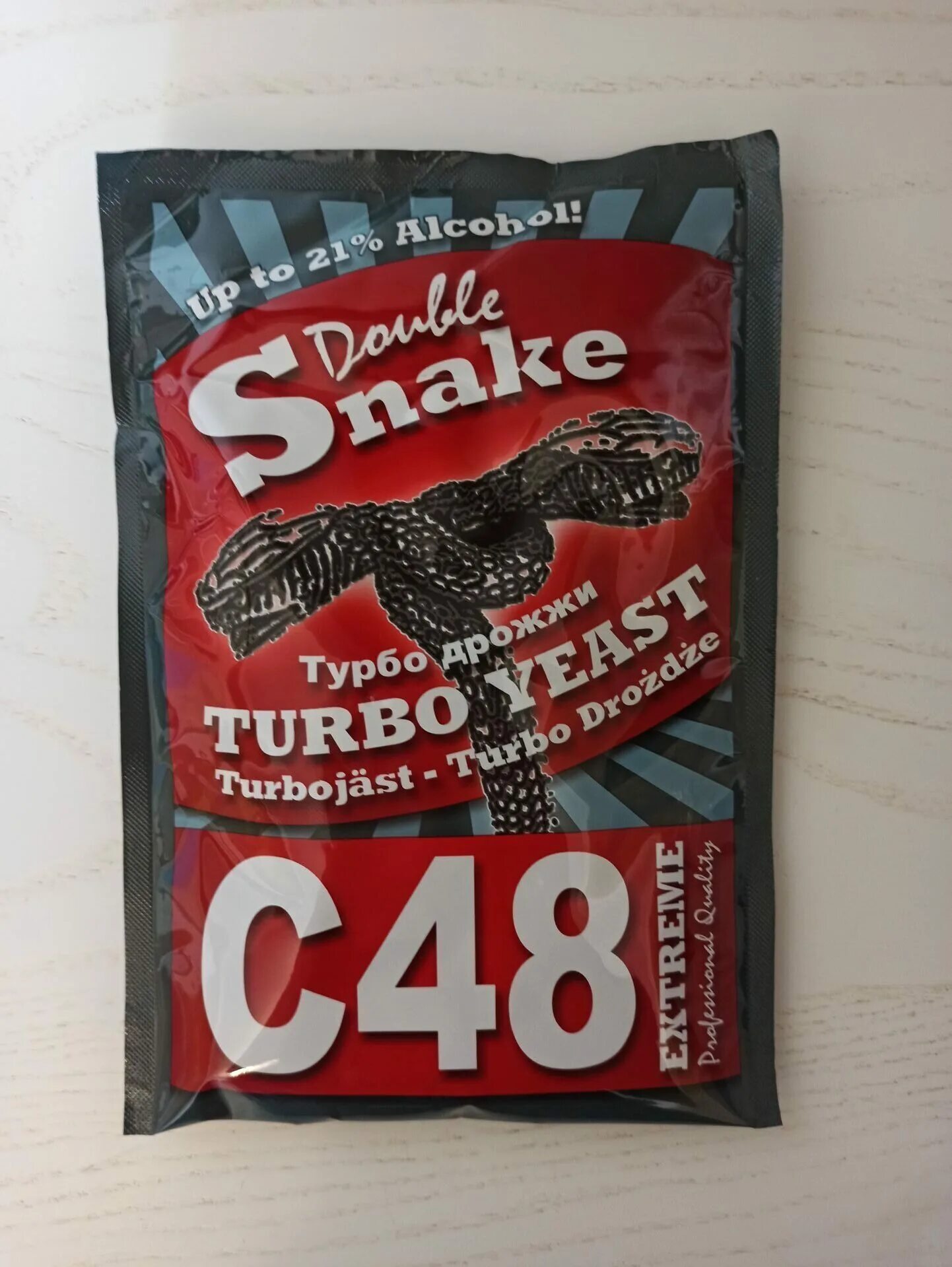 Дрожжи снейк. Турбо дрожжи Double Snake c48. Дрожжи Дабл Снейк с48. Дрожжи спиртовые Snake c48 Double 130 гр. Турбо дрожжи Дабл снэк с48.