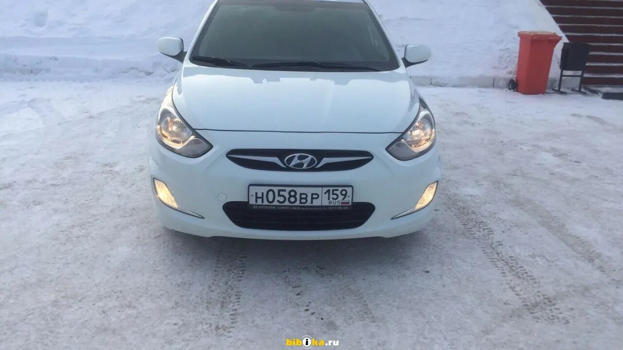 Хендай Солярис 2011. Hyundai Solaris 1.6 МТ, 2011,. Марка Хендай Солярис 2011. Госномер 197 Hyundai Solaris 2012 1.6 at 123 л.с седан серебристый.