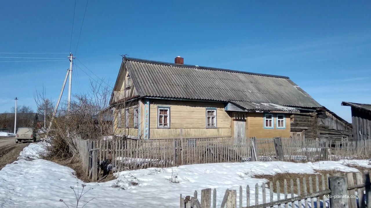 Костино петушинский. Вологодская область Белозерский район деревня Костино. Костино Белозерский район деревня. Деревня Емельяновская Белозерский район. Деревня Костино Вологодский район.