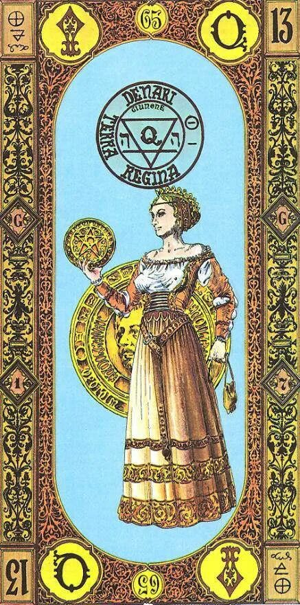 Королева пентаклей и королева жезлов сочетание. Карта таро королева пентаклей. королева пентаклей таро уэйта. таро золотые ступени тавальоне галерея. королева пентаклей золотое таро уэйта.