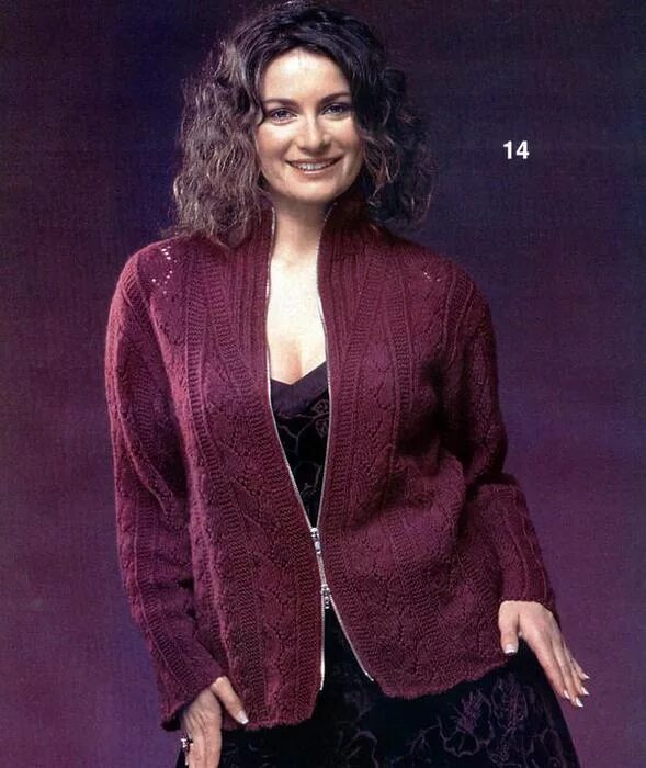 Вязаные кофты женские. Теплая кофта. Черно белый кардиган спицами. Итальянский шик вязаная кофточка для женщин. Вязаный жакет текст.